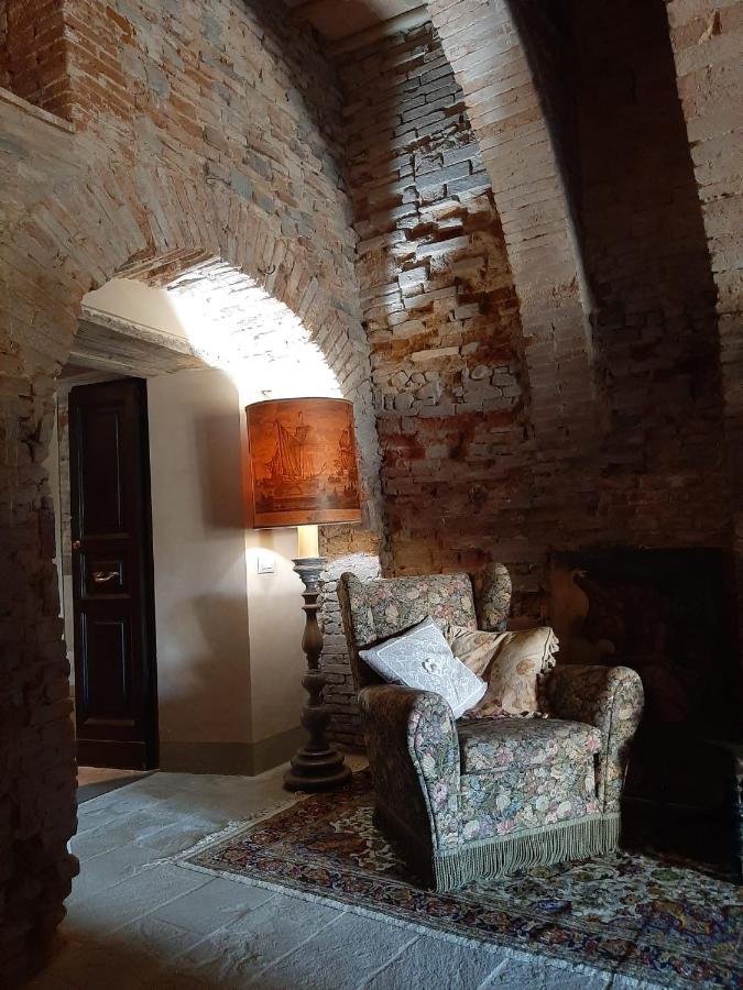 Borgo Di Beppe E Gloria Suite San Giovanni Valdarno Exterior foto